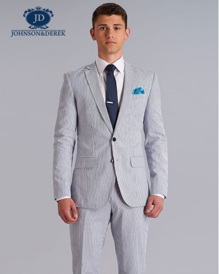 白色黑条纹商务休闲西装套装