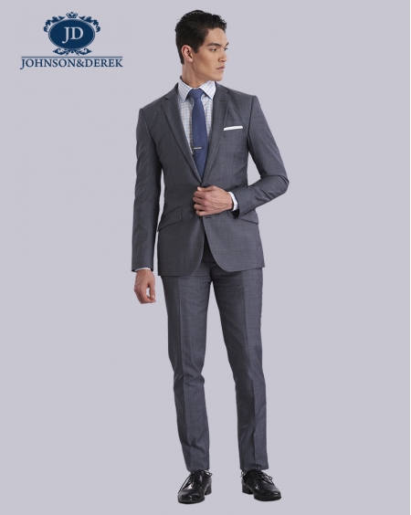 浅灰色休闲时尚商务西装套装定制